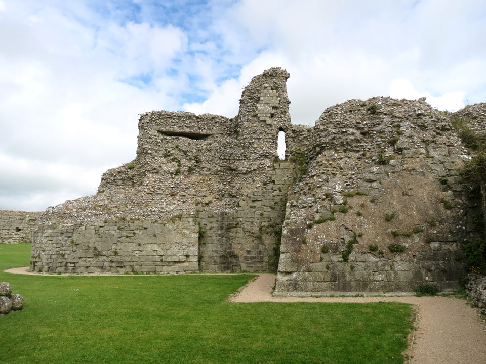 Pevensey Castle 